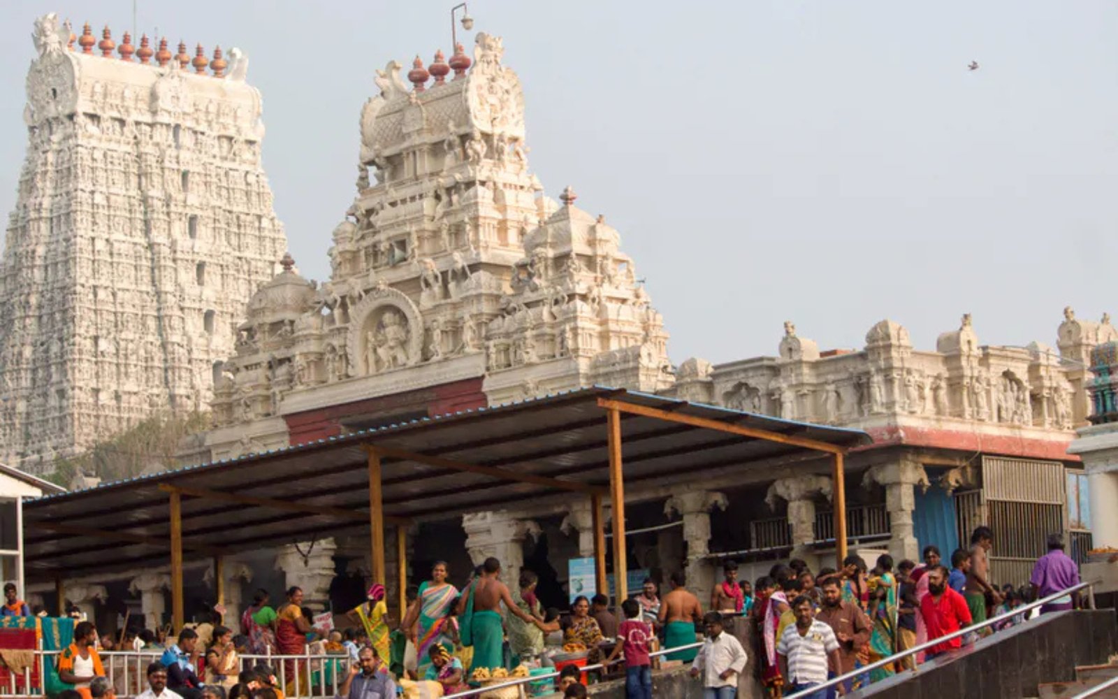 Road route showing Coimbatore to Tiruchendur distance with temple and beach landmarks